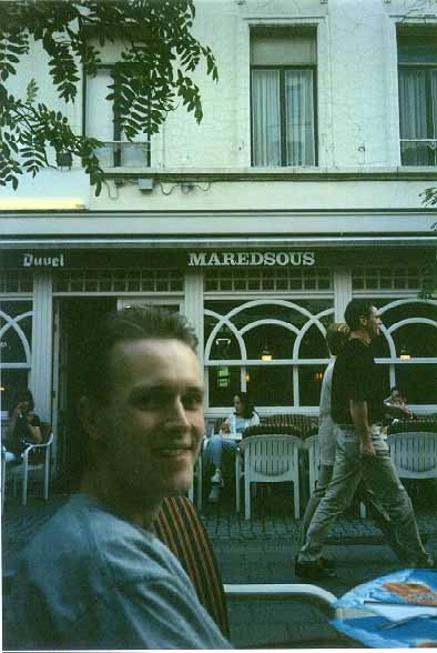 ant15.jpg (39481 bytes)