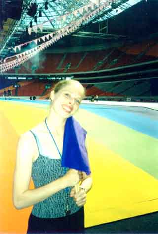 g11.jpg (21534 bytes)